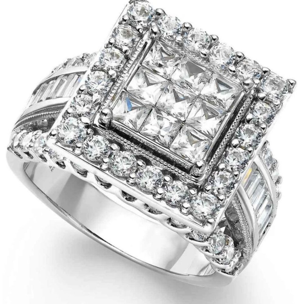 ENGAGEMENT RING - Picture 2 of 6